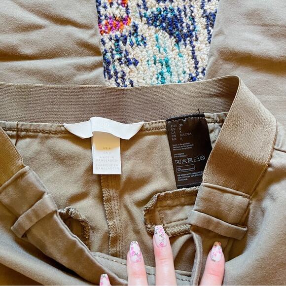 H&M Women’s Size 6 Sage Green Khaki Pants - Picture 2 of 4